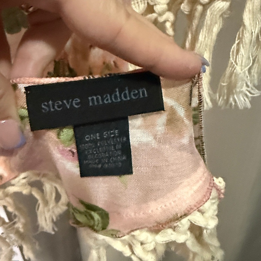 Steve Madden Floral Scarf Shawl Wrap with Fringe Trim - Picture 2 of 5